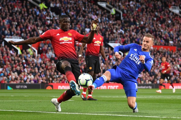 Nhờ Solskjaer, hai con 