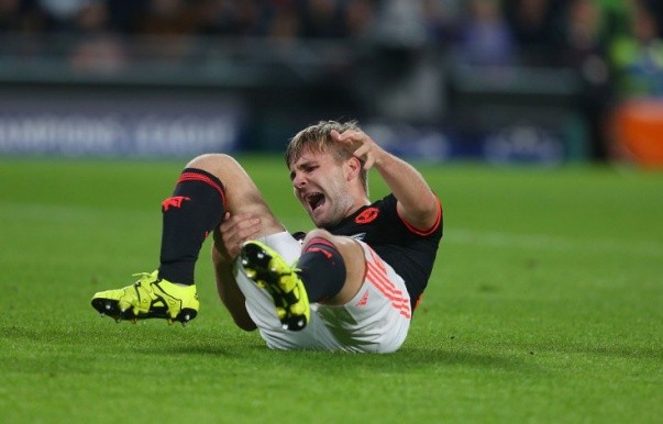 Những tình huống gãy chân kinh hoàng: Niềm đau cho Arsenal và Man Utd! - Bóng Đá