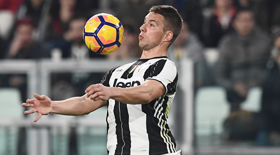 Đội hình 'dát vàng' vô đối tại châu Âu của Juventus - Bóng Đá