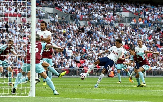 Tottenham 1-1 Burnley: Cái tát vào tham vọng vô địch - Bóng Đá