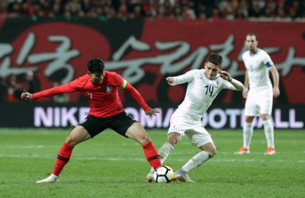 Khung cảnh KHÔNG THỂ TIN ĐƯỢC trong buổi tập của Al Ahly - Bóng Đá