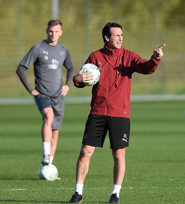 Tịt ngòi, Ronaldo còn bị tố chơi 