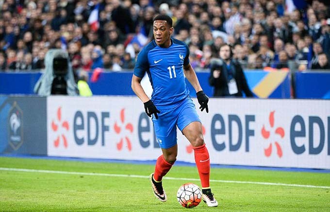 Didier Deschamps cất lời an ủi Anthony Martial - Bóng Đá