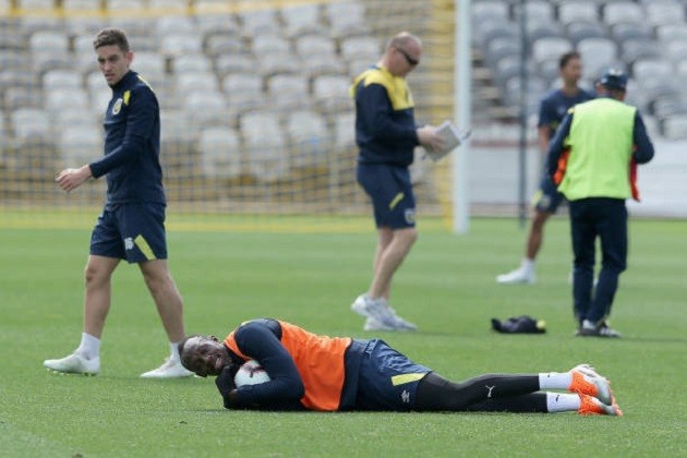 Sergio Aguero mang tin đến thông tin cực vui cho Man City - Bóng Đá