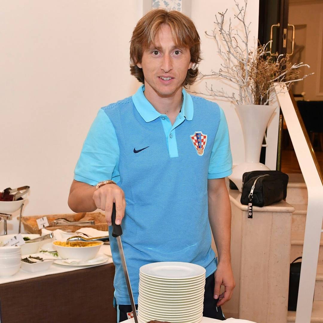 Liverpool fans are saying the same thing after Wolves knocked them out of the FA Cup - Bóng Đá