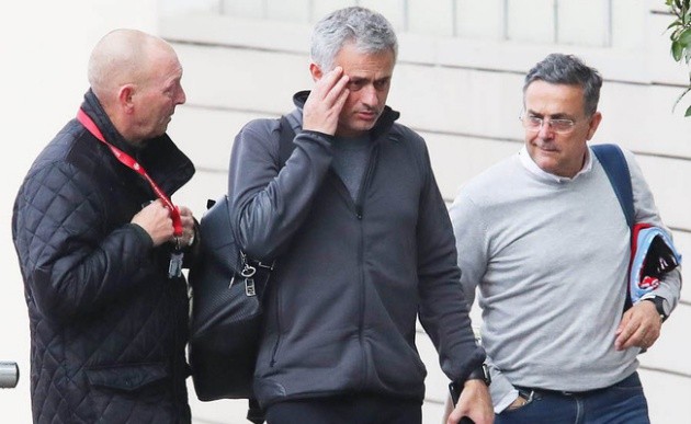 BIẾN CĂNG ở Man Utd: Mourinho không quản nổi các học trò - Bóng Đá