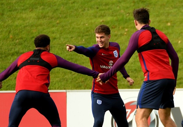 Southgate phá cách, cho hàng thủ tập 