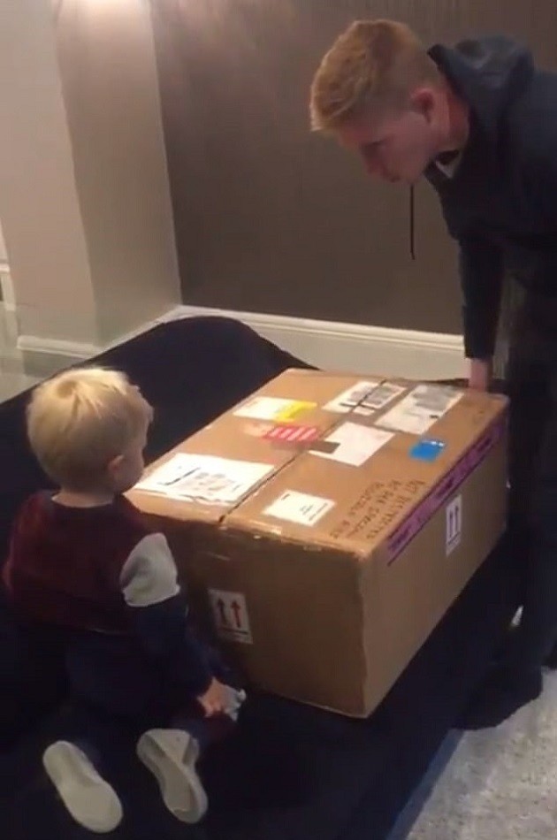 Chưa hồi phục chấn thương, Kevin De Bruyne vẫn nhận được tin vui - Bóng Đá