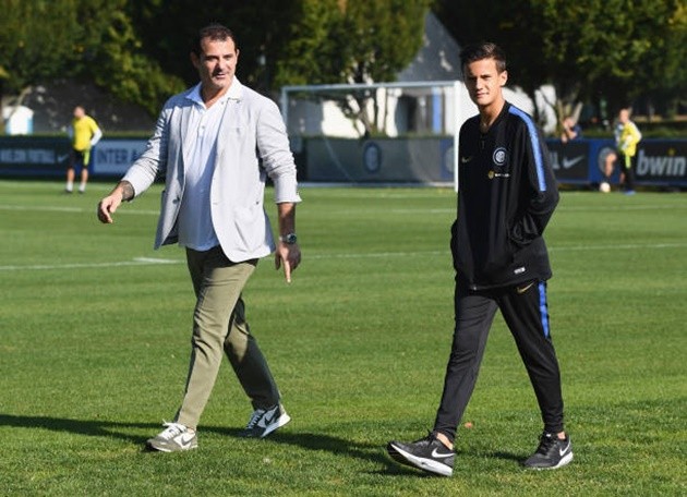 Xem trận Reading, fan Man Utd kêu trời: 