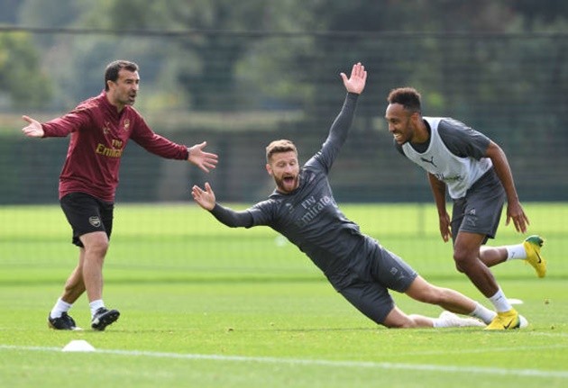 Fan Myanmar khen thủ môn - Bóng Đá