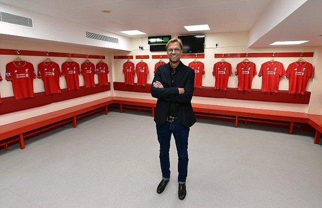 De Bruyne trở thành người kiến tạo đều đặn nhất lịch sử Ngoại hạng Anh - Bóng Đá