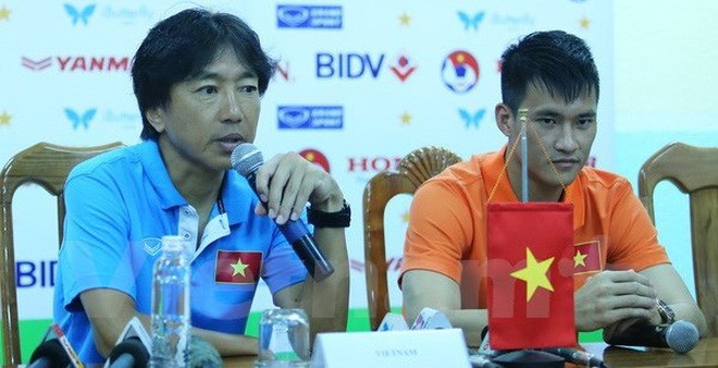 Công Vinh mời thầy Miura về dẫn dắt TP.HCM - Bóng Đá