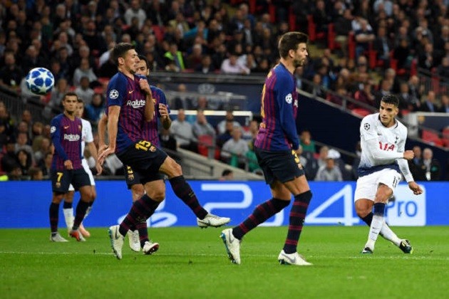 Messi lên đồng, Rakitic quyết không chịu kém với siêu phẩm để đời trước Tottenham - Bóng Đá
