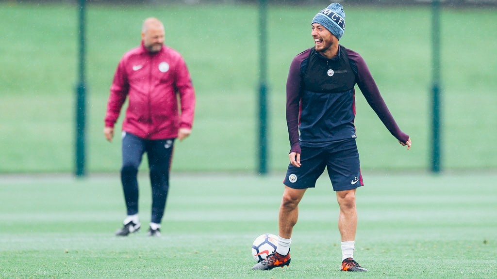 Aguero trở lại, dàn sao Man City ta - Bóng Đá