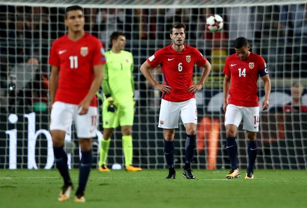 Hơn đối thủ trực tiếp 3 điểm và đây là cách AC Milan 