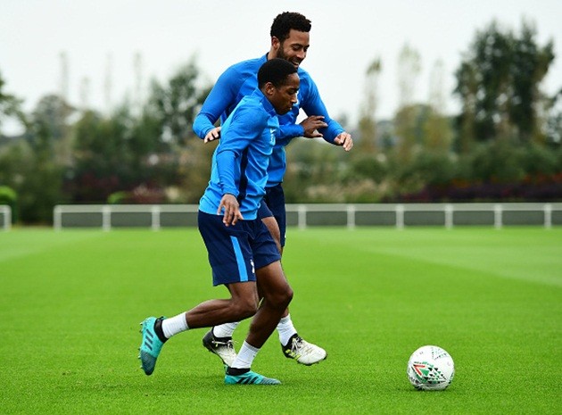 Sợ ngồi dự bị, Dembele lao đầu vào tập luyện  - Bóng Đá