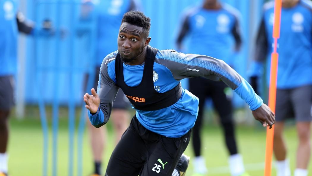 Leicester tập luyện - Bóng Đá