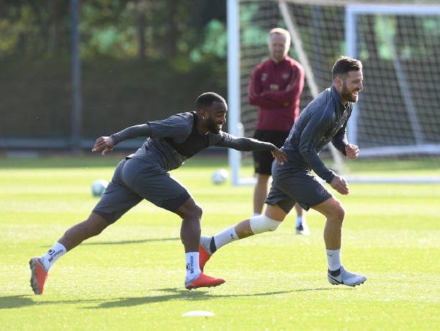 Bỏ rơi Ramsey, Emery quyết tâm đào tạo Torreira thành tài - Bóng Đá