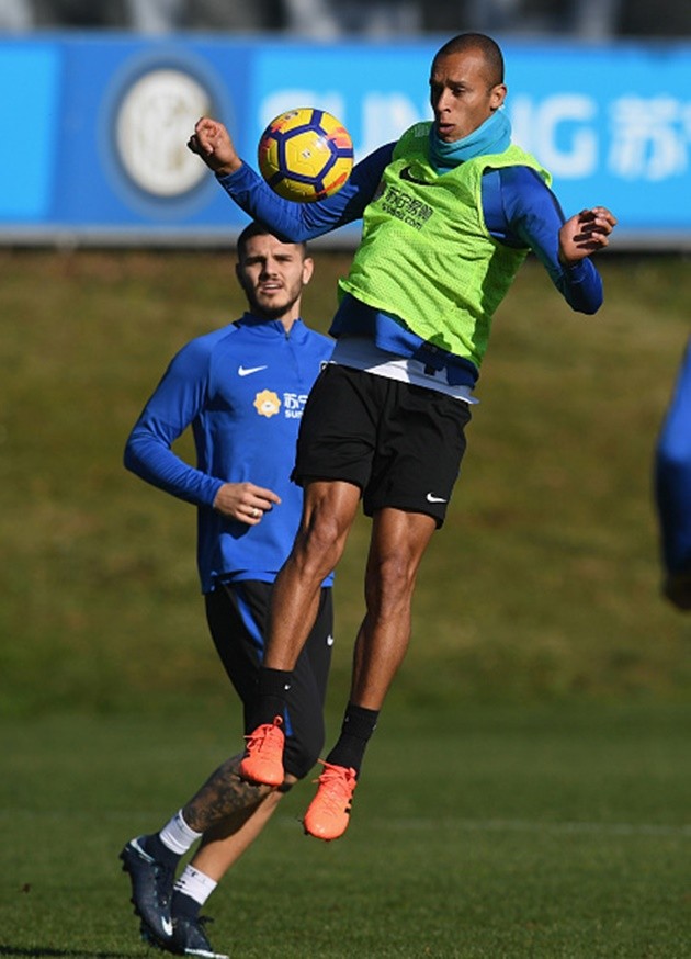 Dàn sao Inter chăm chỉ luyện 
