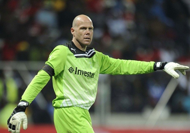 Messi buồn rười rượi khoe áo đấu mới của tuyển Argentina - Bóng Đá