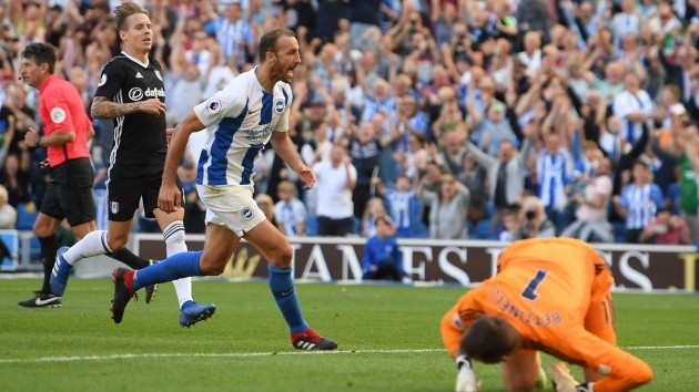 Thống kê vòng 4 Premier League: Ong bắp cày 'hạ sát' Gà trống - Bóng Đá