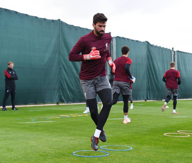 Liverpool tập buổi cuối, đã rõ tình hình Firmino? - Bóng Đá