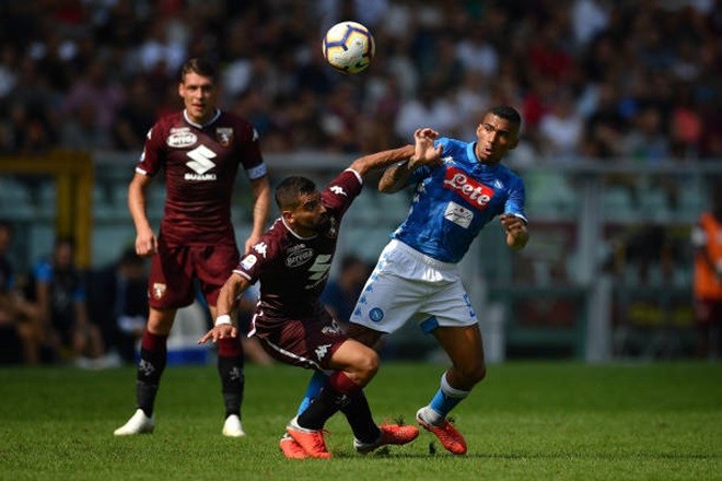 Insigne lập cú đúp, Napoli bám sát Juve trên bảng xếp hạng - Bóng Đá