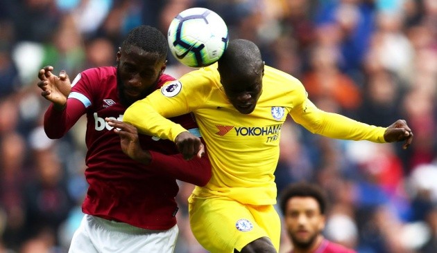 Gary Neville chỉ ra lý do khiến Chelsea gặp khó trước West Ham - Bóng Đá