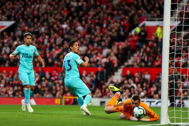 TRỰC TIẾP Man United 0-2 Newcastle: Hàng thủ mơ ngủ (H1) - Bóng Đá