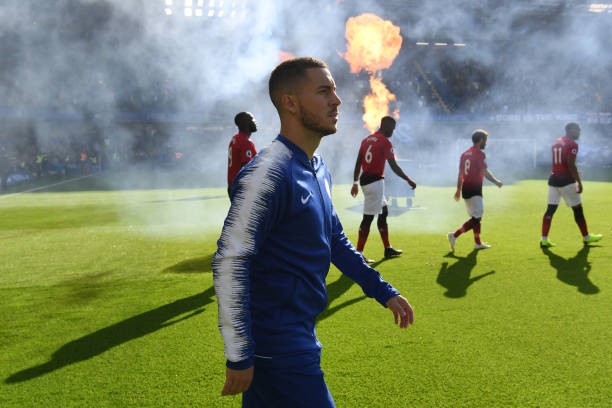 Khoảnh khắc tung chân 'chốt hạ' Chelsea, Martial có hành động bất ngờ - Bóng Đá