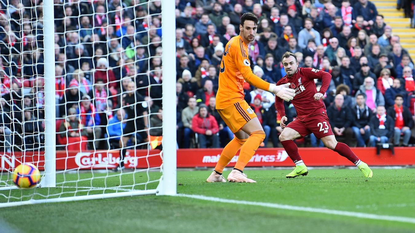 10 khoảnh khắc ấn tượng nhất vòng 12 Premier League - Bóng Đá