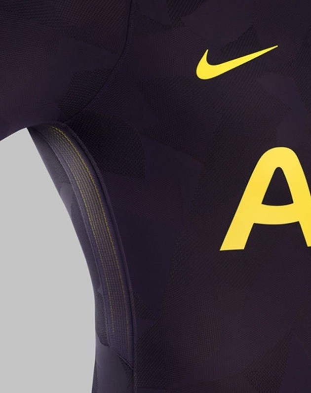 Tottenham tung áo đấu thứ 3 cực kỳ đẹp mắt - Bóng Đá