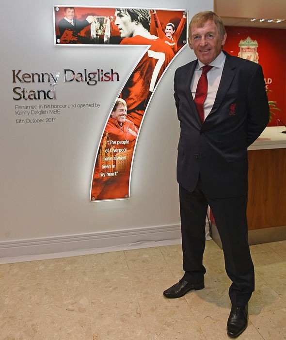 Kenny Daglish được vinh danh ở Liverpool - Bóng Đá