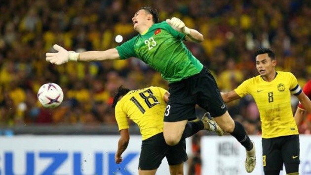 Fox Sports chọn đội hình tiêu biểu AFF Cup: Cú sốc hàng phòng ngự! - Bóng Đá