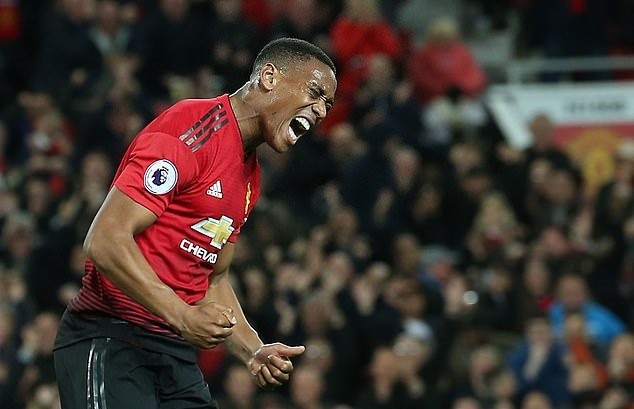 Đội hình siêu khủng có thể rời Man Utd theo dạng chuyển nhượng tự do - Bóng Đá