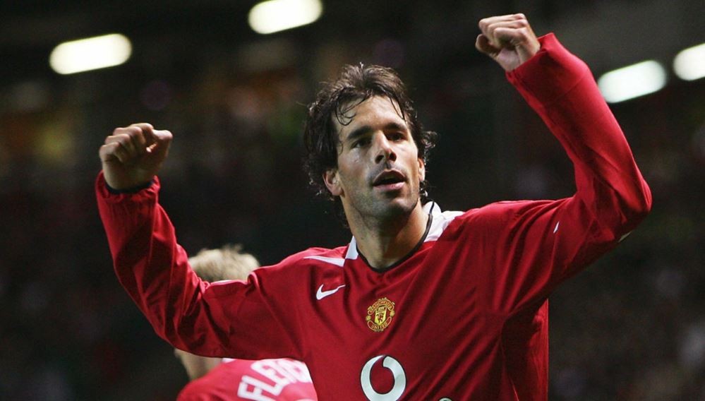 Bạn còn nhớ? Đội hình tiêu biểu UEFA 2003: Becks sát cánh Figo, Zidane, Nedved - Bóng Đá