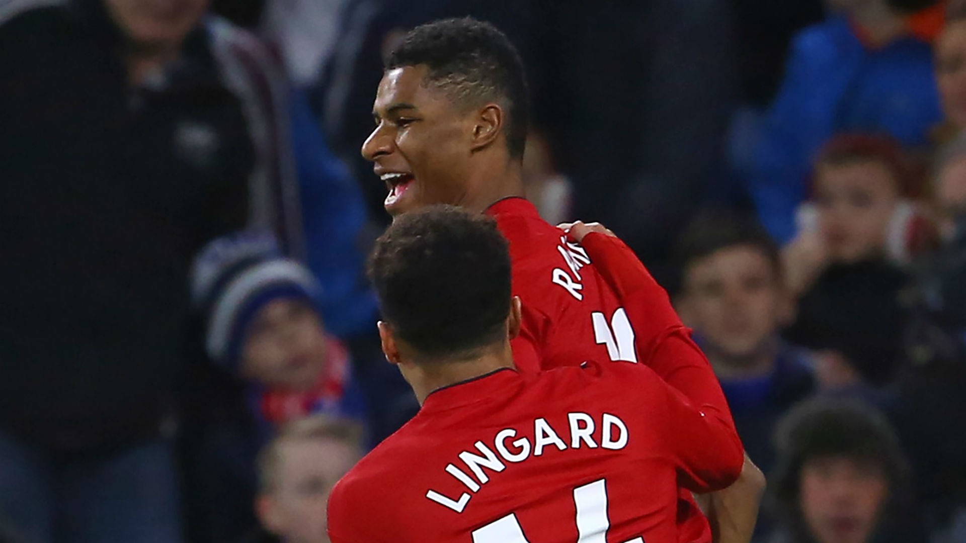 Gặp Huddersfield, Man Utd ra sân với đội hình nào? - Bóng Đá
