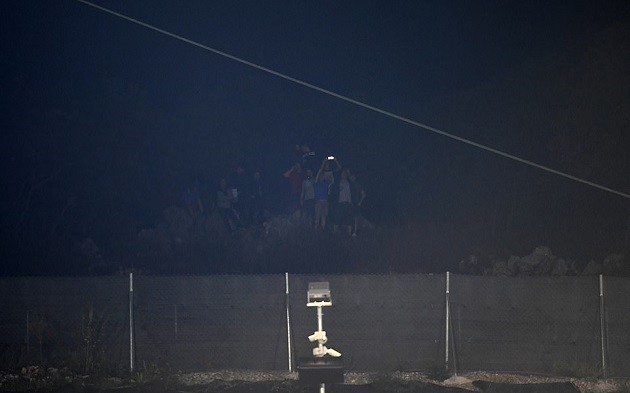 Sao Inter dùng cách siêu dị để chặn Suarez sút phạt - Bóng Đá