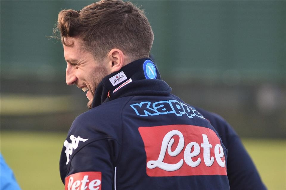 Napoli tập luyện - Bóng Đá