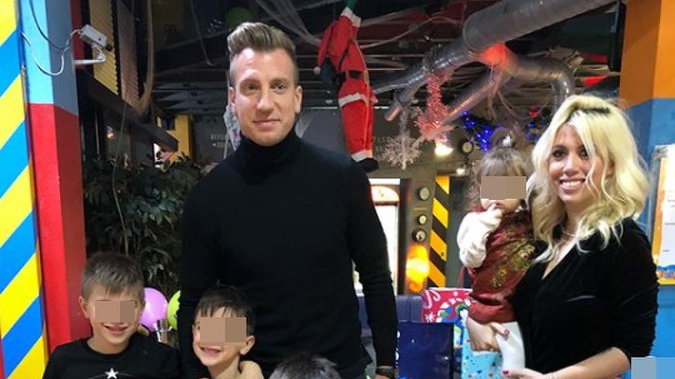 Icardi xóa 'ân oán tình thù' với bạn cũ trong tiệc sinh nhật con trai - Bóng Đá