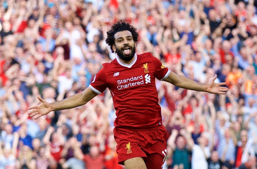 Gary Neville chỉ trích Arsenal không thương tiếc sau hiệp một ở Anfield - Bóng Đá