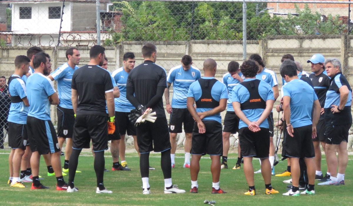 uruguay tập luyện - Bóng Đá