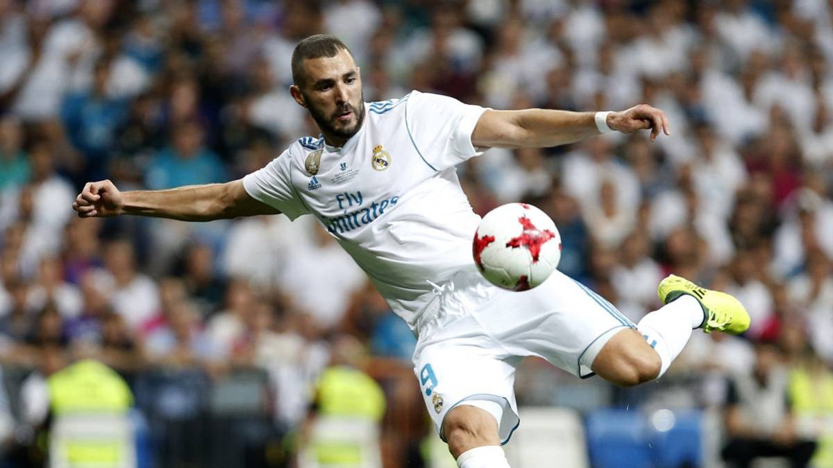 Chelsea nhắm Benzema - Bóng Đá