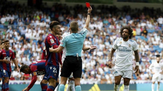 Marcelo được giảm án treo giò - Bóng Đá