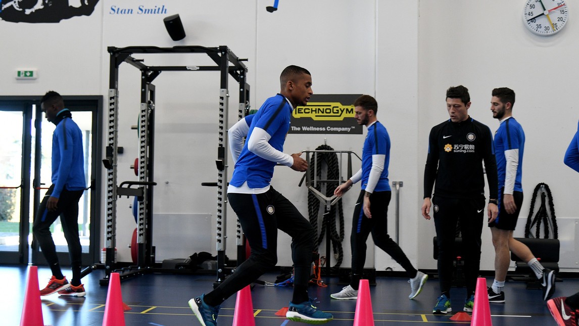 Inter nhồi thể lực trước đại chiến với Lazio - Bóng Đá