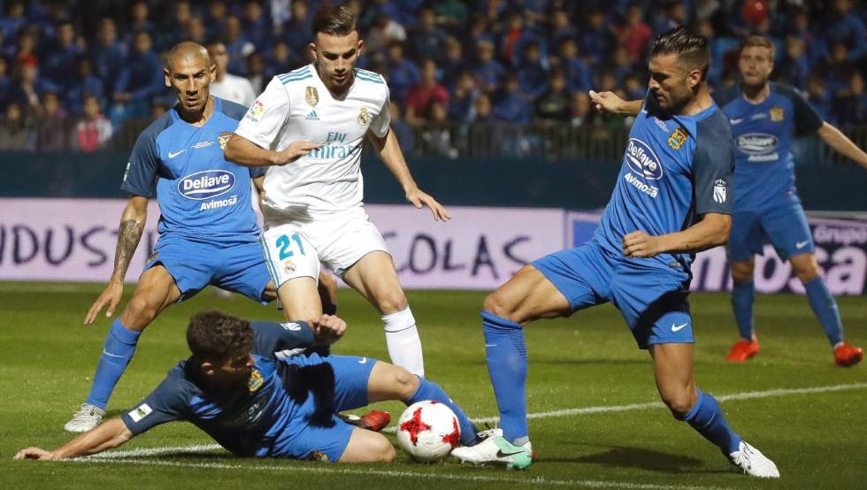 Mùa này, Zidane tiến thoái lưỡng nan với 'kế hoạch B' - Bóng Đá