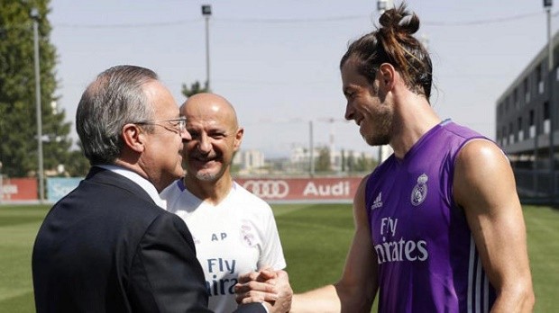 Giữa sóng gió, Real Madrid sẽ không 'bỏ rơi' Gareth Bale - Bóng Đá