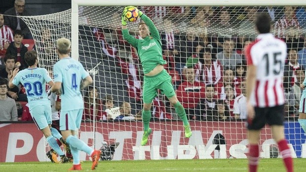 Đối đầu Valencia, Ter Stegen cùng Barcelona hướng tới kỷ lục khủng - Bóng Đá