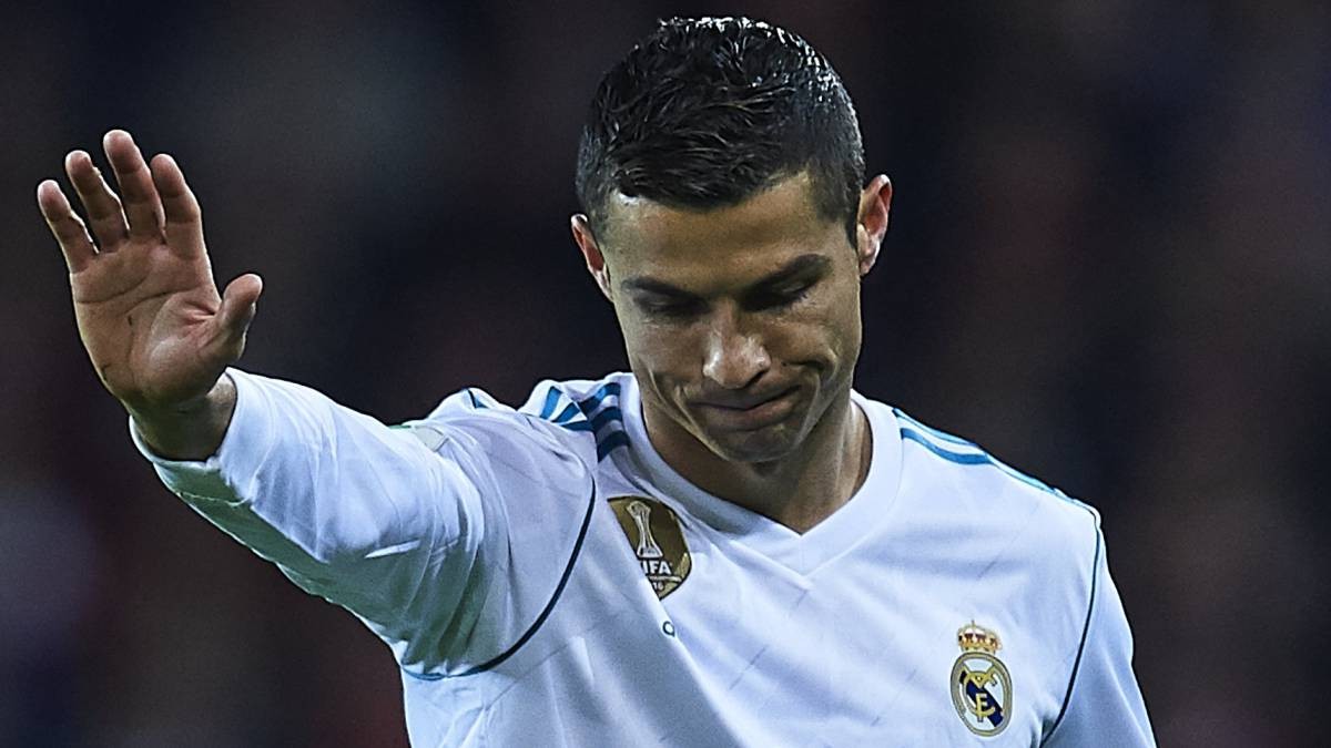 Cristiano Ronaldo sa sút: Hoàng hôn xế chiều - Bóng Đá