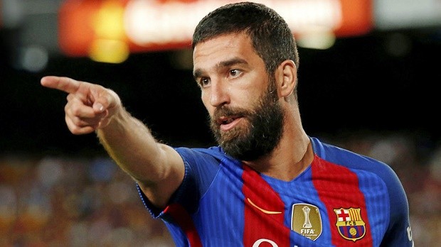 Đại diện xác nhận đã có 3 đội bóng hỏi mua Arda Turan - Bóng Đá